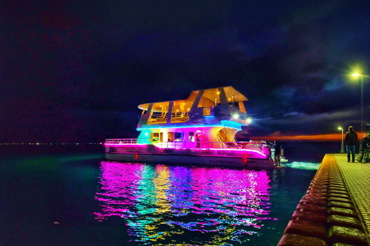 Sunset Party Cruise in Boracay
