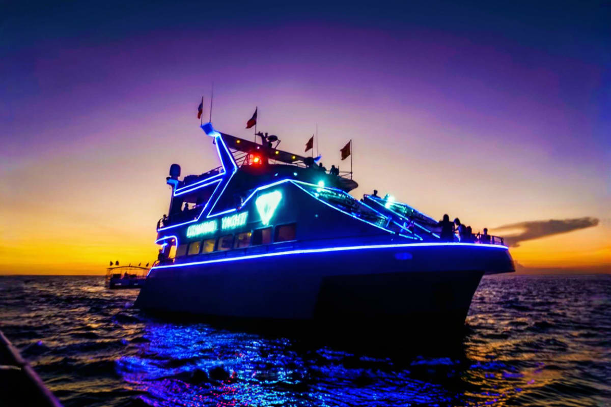 Sunset Party Cruise in Boracay