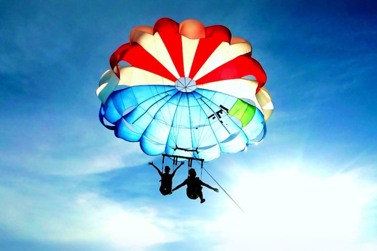 Boracay Parasailing