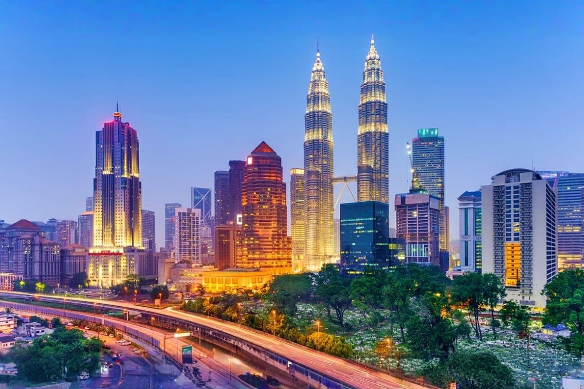 Malacca Tour & Kuala Lumpur Evening Tour Combo