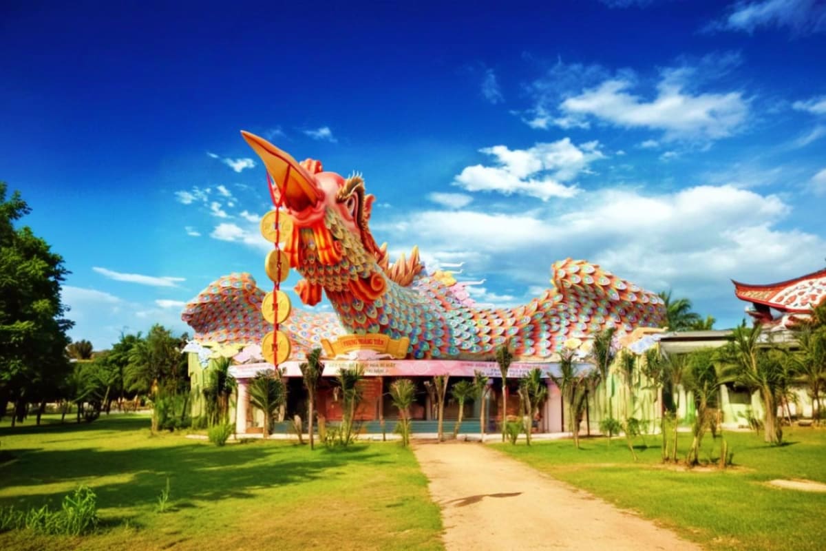 Suoi Tien Theme Park