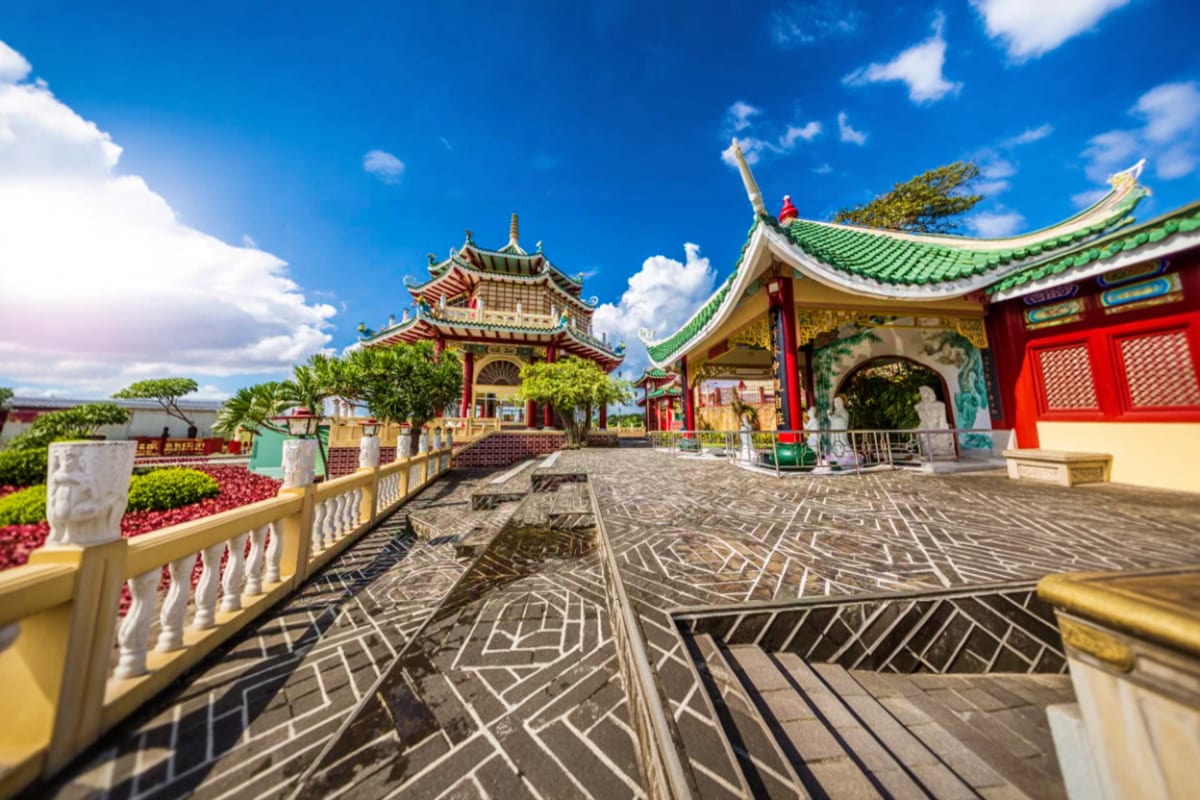Cebu and Bohol Highlights Tour with Twin City Tour Chocolate Hills and Loboc River Cruise