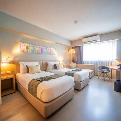 Hotel Journey Hub or Similar