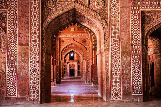 Jaipur Sightseeing + Optional Chokhi Dhani Dinner