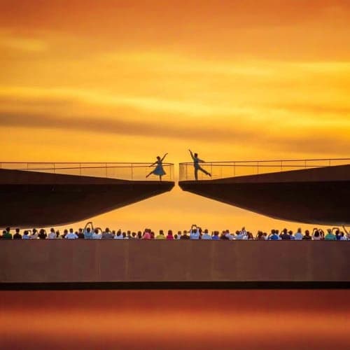 Explore Sunset Town, Kiss Bridge and Vui Fest Night Market Explore Sunset Town, Kiss Bridge and Vui Fest Night Market