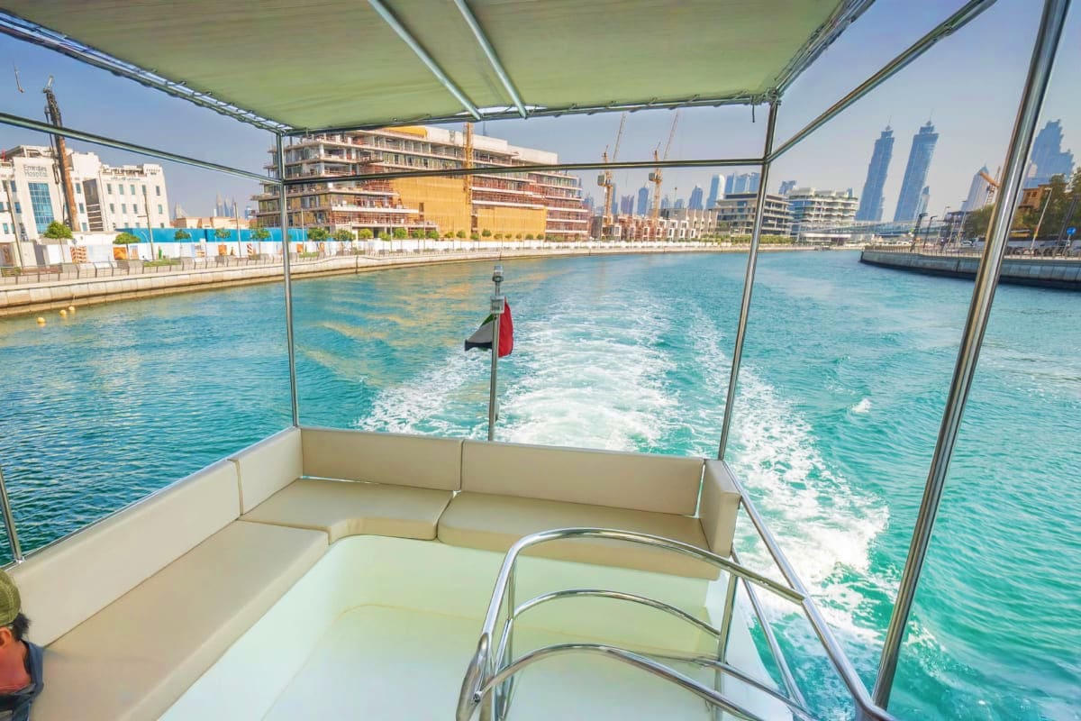 40 Ft Riverside Yacht