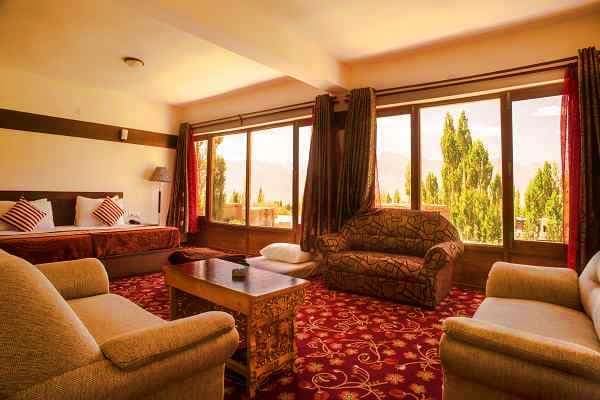 The Himalaya |Kangsing| Mahey Retreat