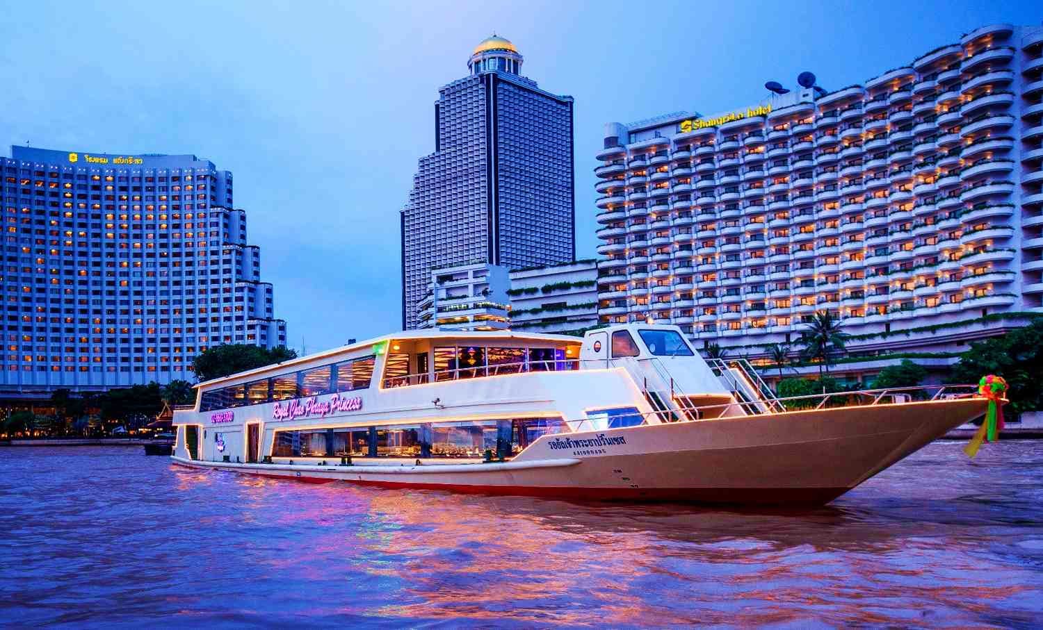 Arrival in Bangkok | Chao Phraya River Dinner Cruise Arrival in Bangkok | Chao Phraya River Dinner Cruise