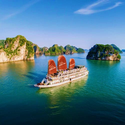 Halong Bay Cruise – Overnight on the Bay