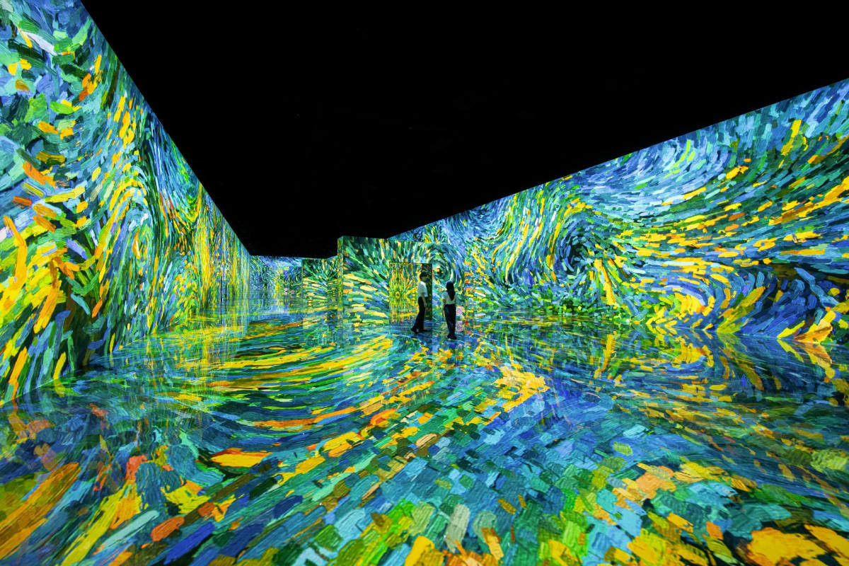 Arte Museum Dubai Immersive digital art installation at Arte Museum Dubai with projected Van Gogh-inspired brushstrokes in blue and yellow cove