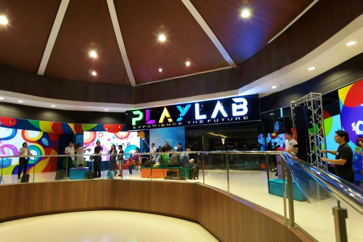 PlayLab Robinsons Galleria in Cebu PlayLab interactive experience center at Robinsons Galleria with colorful digital displays and visitors exploring exhibits on