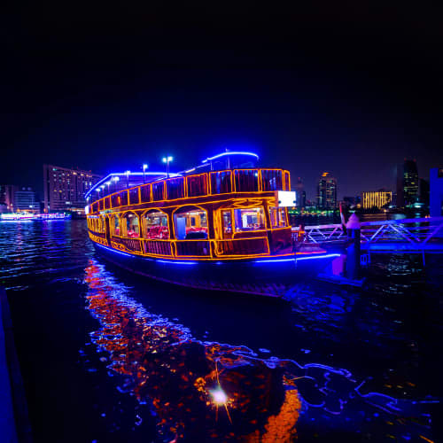 Dhow_cruise_marina
