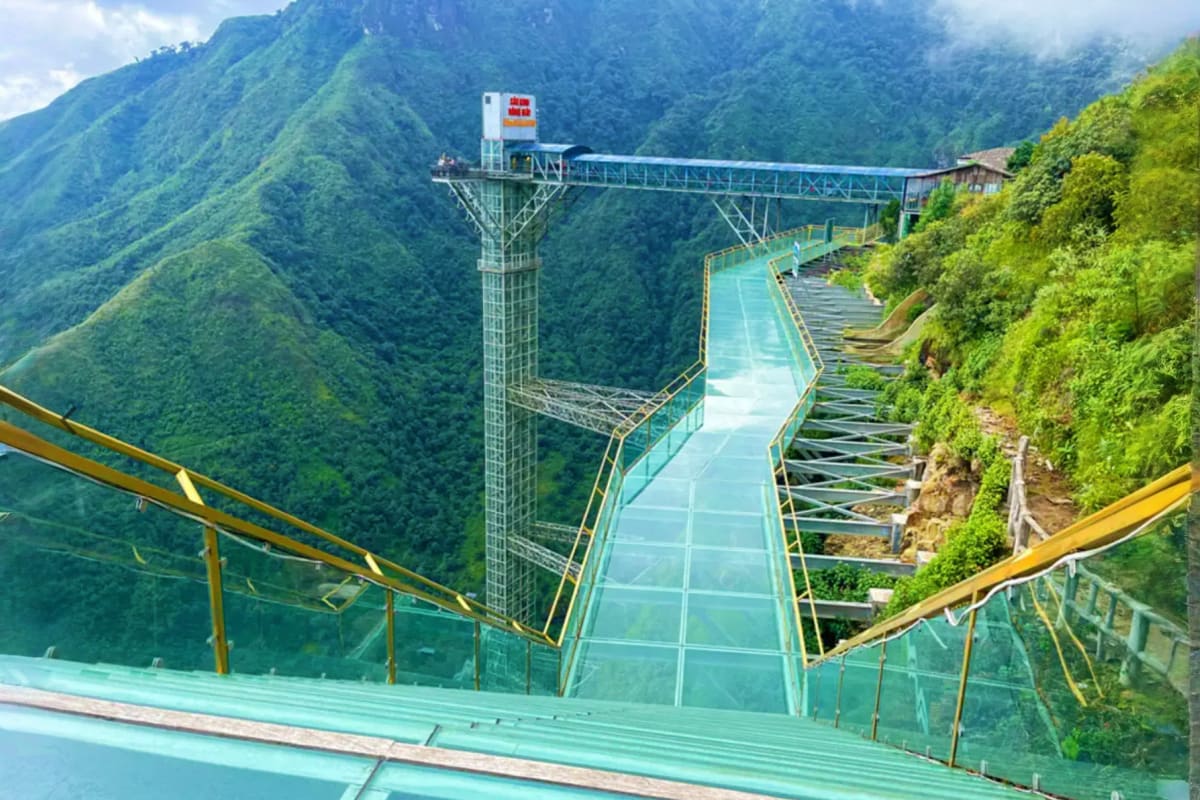 Rong May Glass Bridge Rong May Glass Bridge