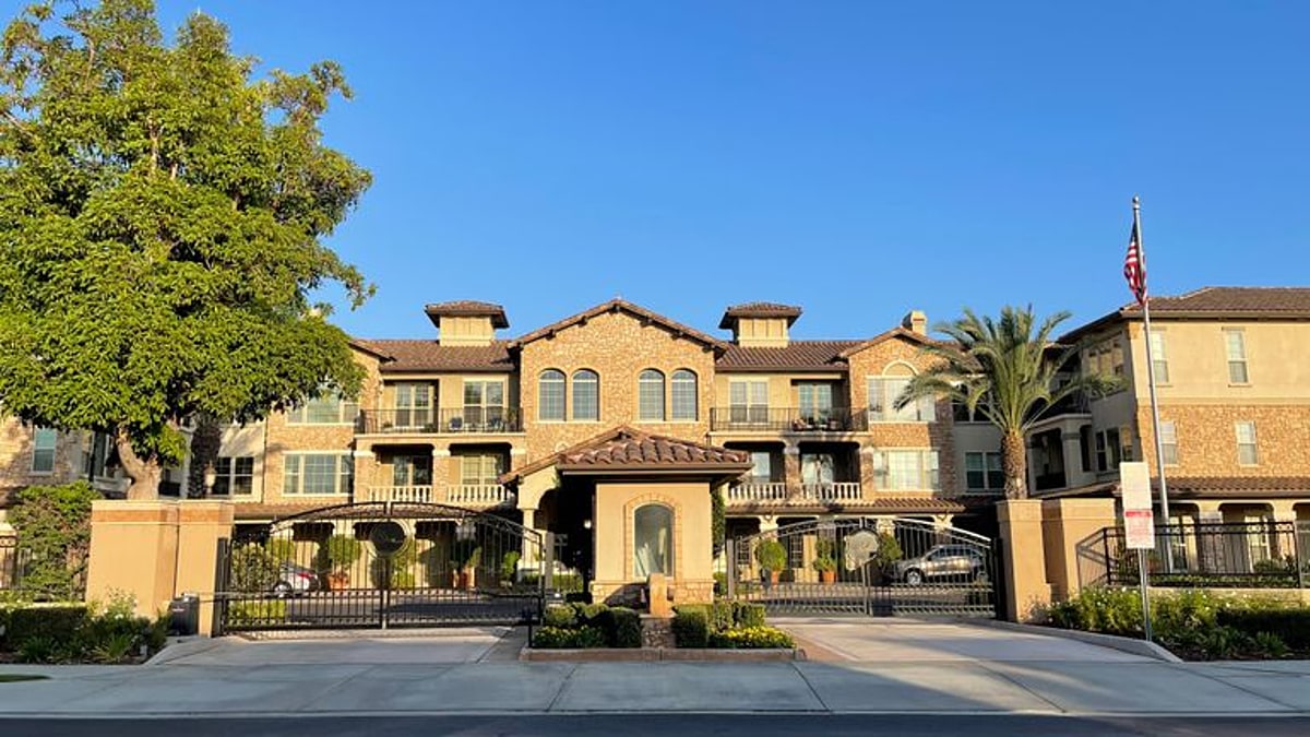 Capriana Oakmont Signature Senior Living