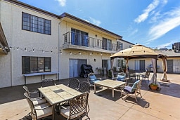 Sea Cliff Assisted Living thumbnail 16