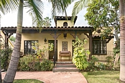 Raya's Paradise Of San Clemente thumbnail 5