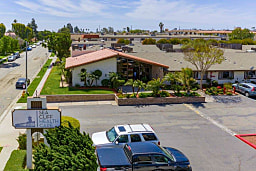 Sea Cliff Assisted Living thumbnail 8