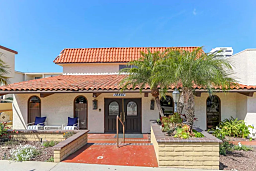 Sea Cliff Assisted Living thumbnail 15