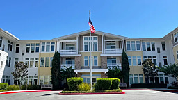 Merrill Gardens At Huntington Beach thumbnail 1