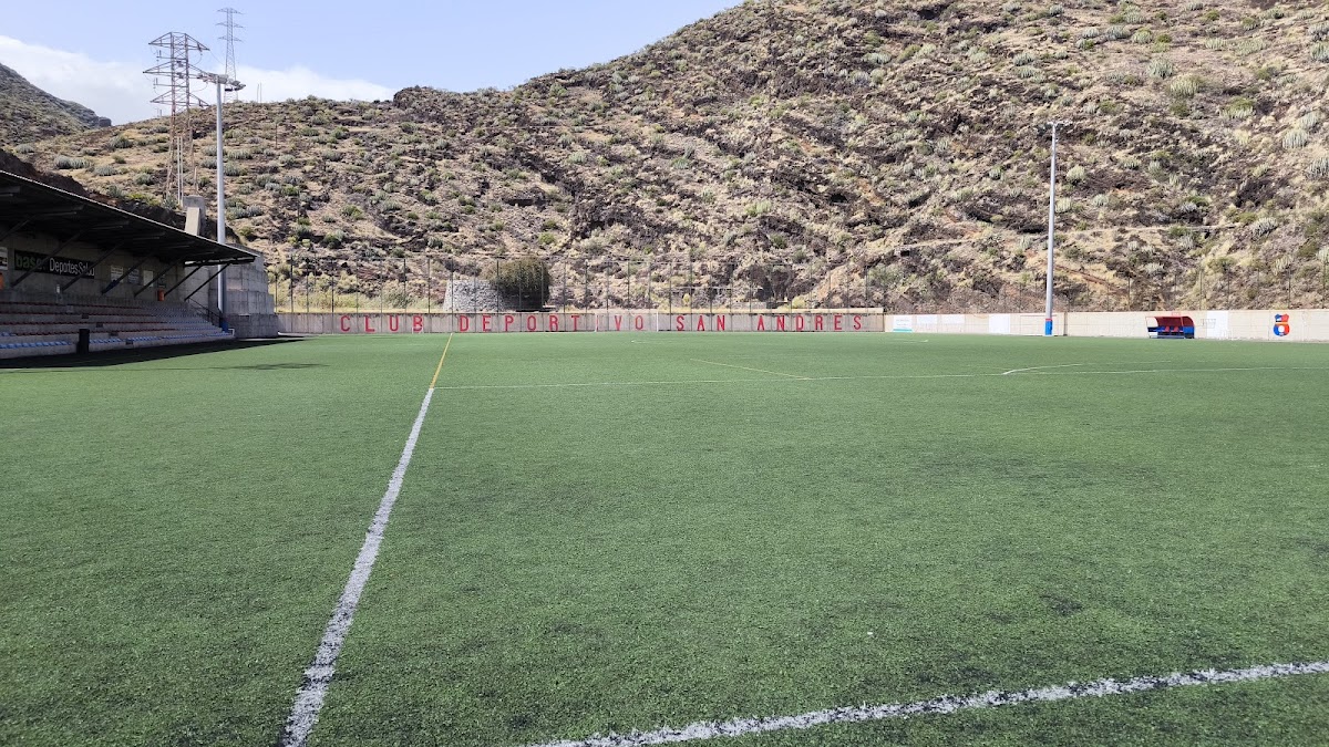 San Ramon Machine Pitch San Andrés Football Pitch - Escuela de Atletismo en Santa Cruz de ...