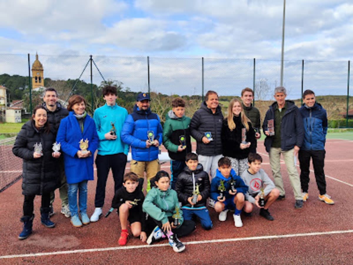 Club de Tenis Barrika Abaroa - Tenis a Elexalde