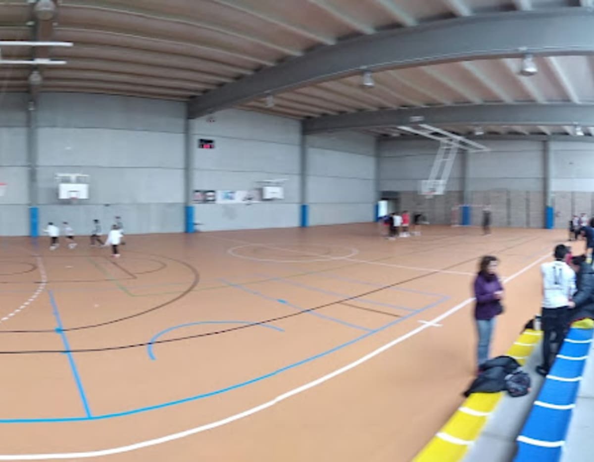Polideportivo "iGP Lenteja de la Armuña" - Fútbol a Castellanos de Moriscos
