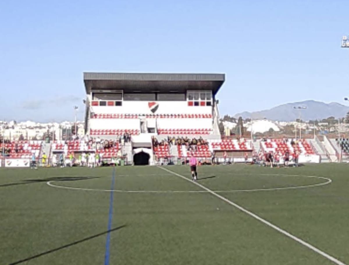Sports Field - Fútbol a Alcántara
