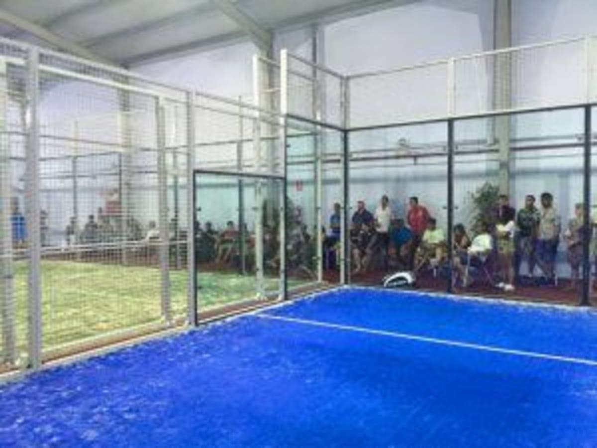 indoor paddle planet - Padel a Madrid