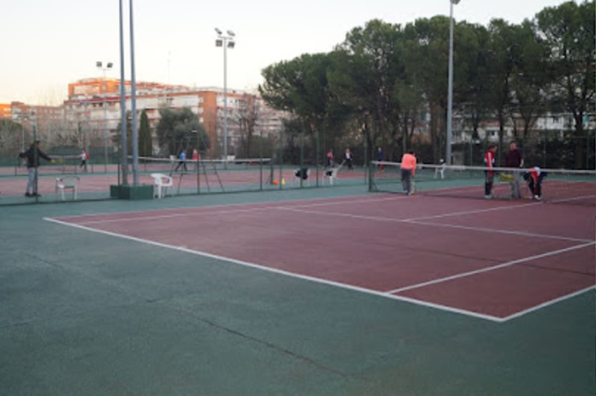 Escuela de tenis Parque de Lisboa - Tenis en Alcorcón