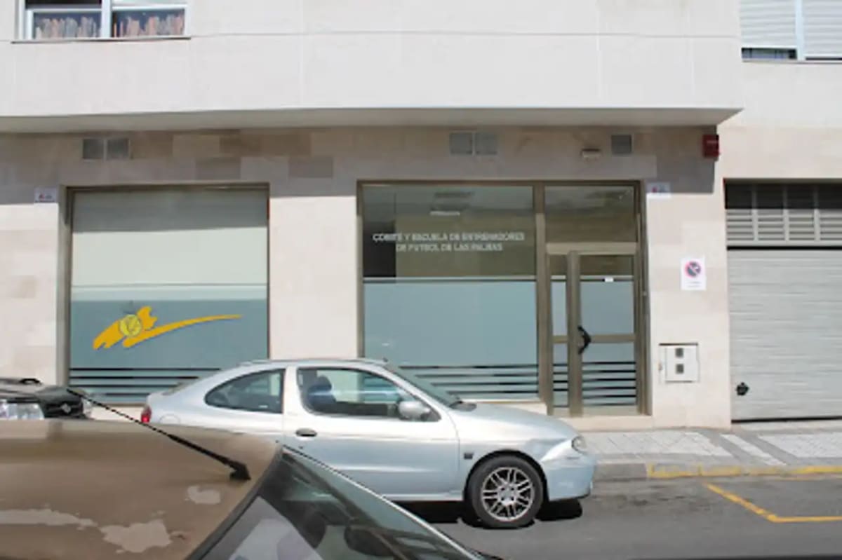 Escuela y Comité de Entrenadores de Las Palmas - Fútbol a Las Palmas de Gran Canaria