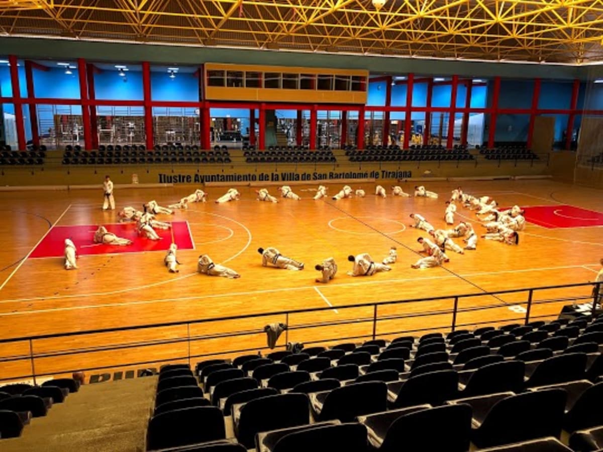 Pabellon Deportivo de El Tablero - Baloncesto in El Tablero