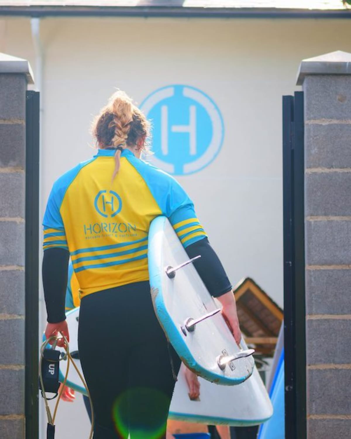 Horizon Escuela De Surf & Surf Camp - Kitesurf a Salinas