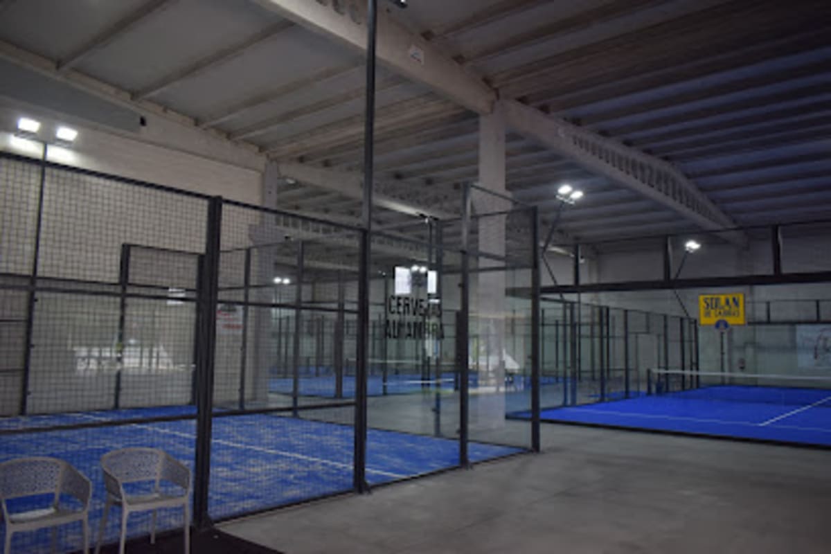 VERIN PADEL INDOOR - Padel a Verín