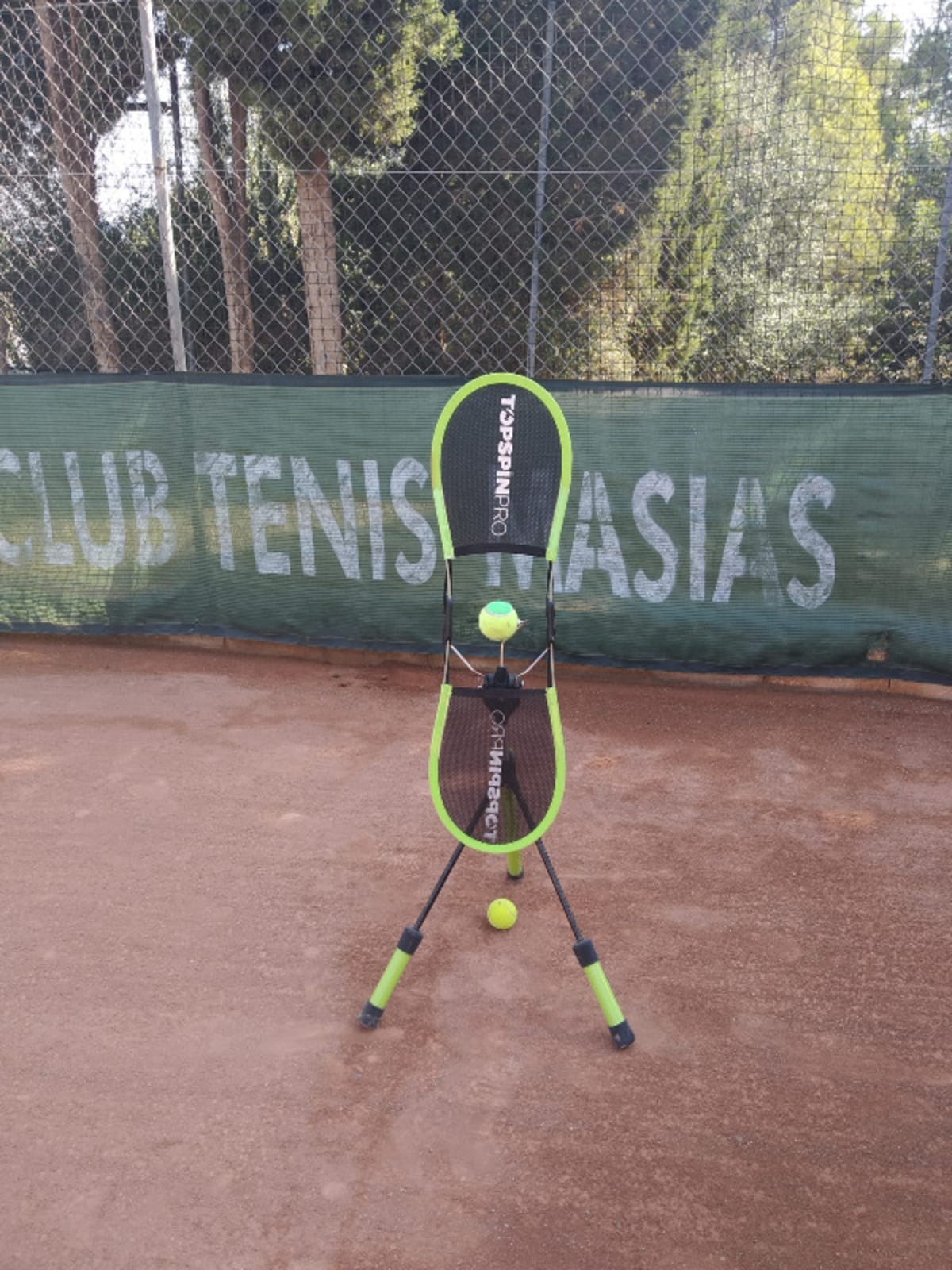 Escuela de Tenis Masias - Tenis a Moncada