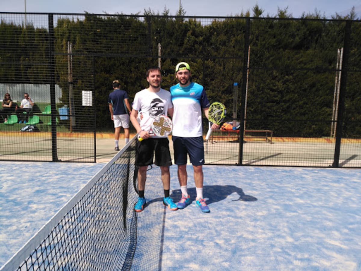 Sénia Padel Indoor - Padel in La Sénia