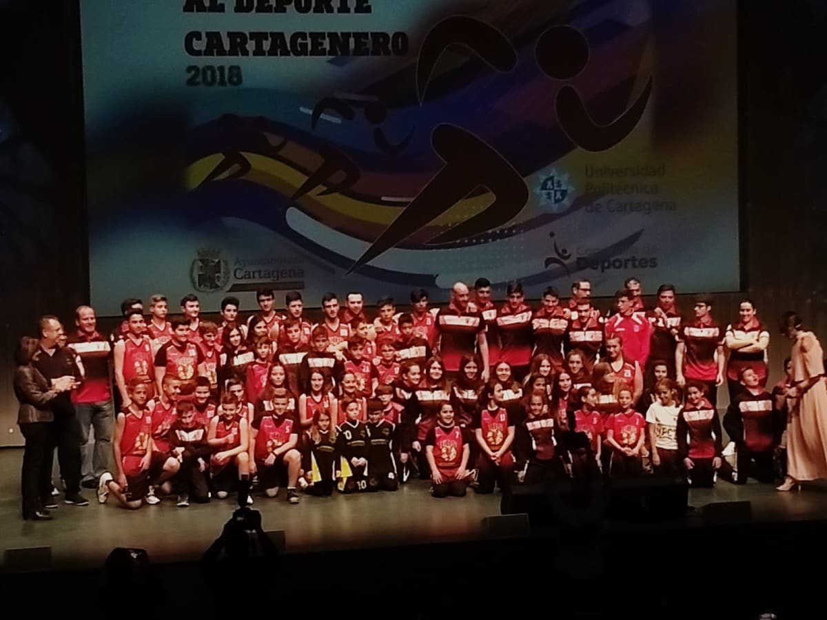Escuela de Baloncesto Salesianos - Fútbol in Cartagena