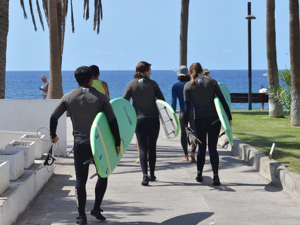 Tenerife Surf Club - Surf a Playa de las Américas