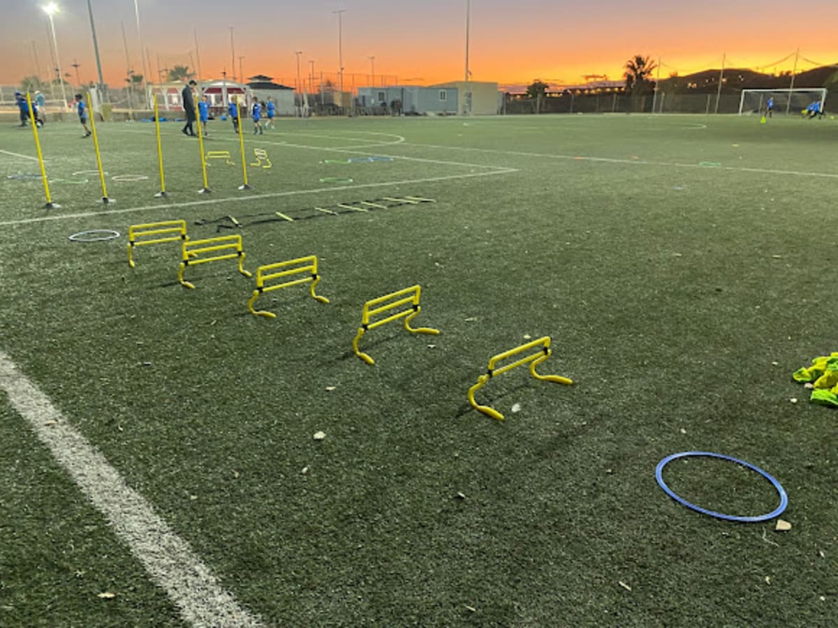 Centro Deportivo La Nacla - Fútbol a Motril