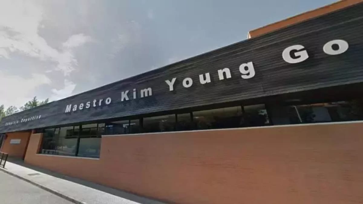 Complejo Deportivo Mejostilla: Kim Young-Goo - Tenis a Cáceres