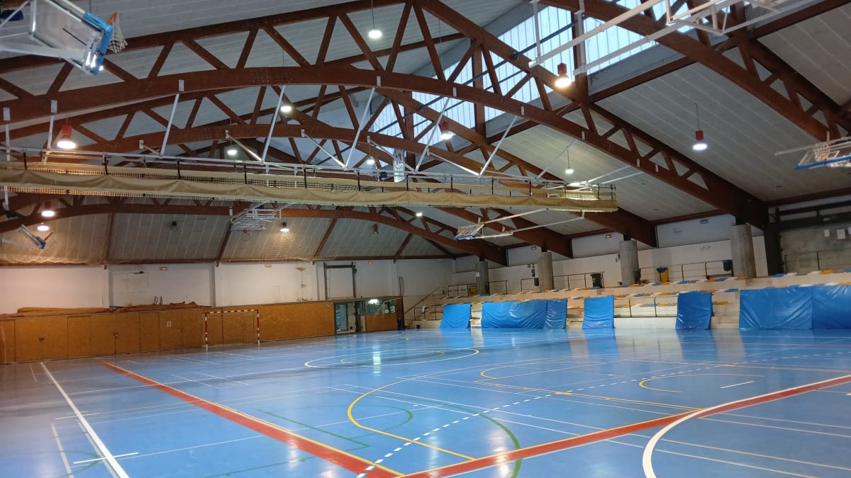 Pabellón Deportivo Joaquín Crespo “Quini” - Baloncesto a Puente Genil