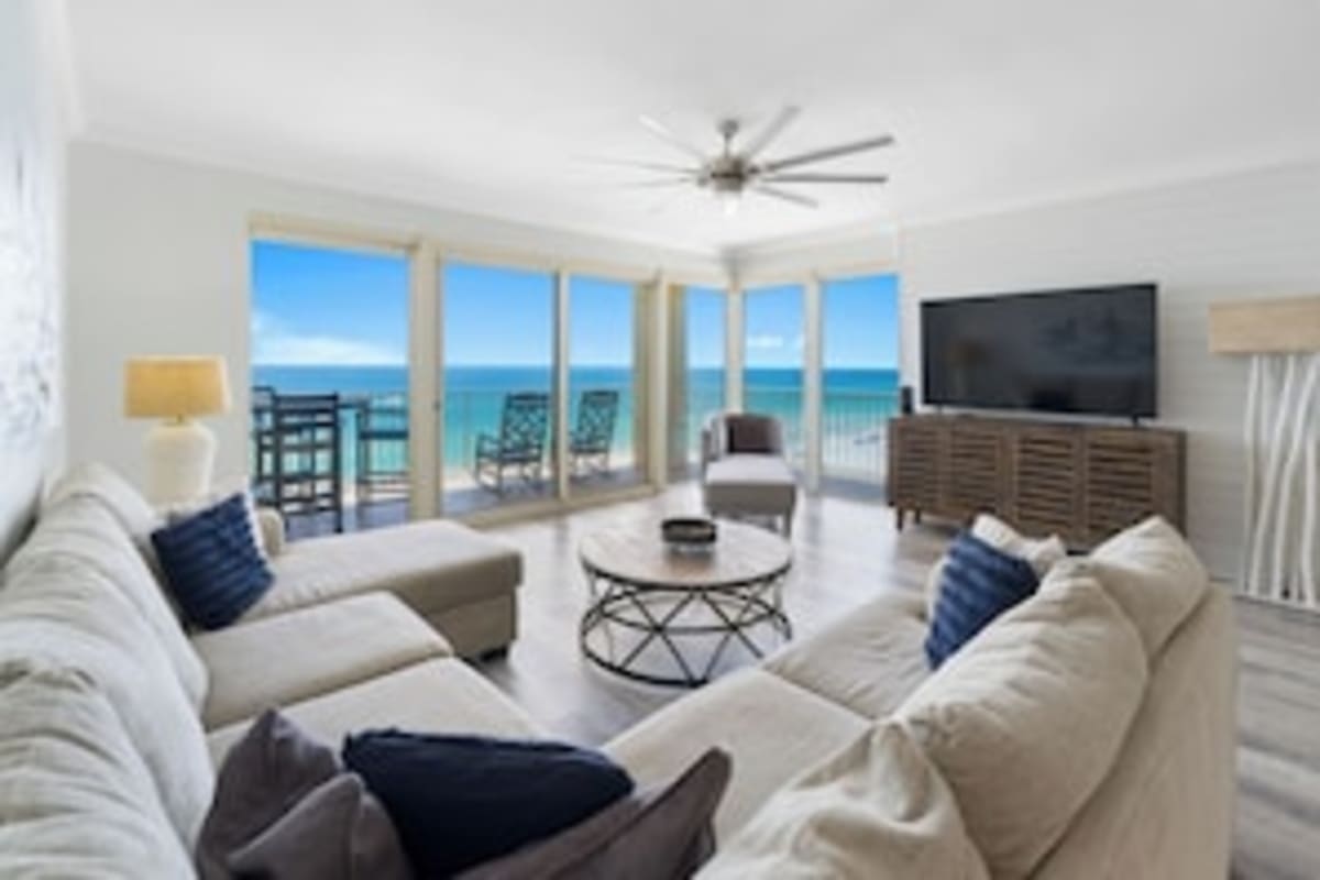 Beach Club Le Grand Large - Surf in Velilla-Taramay