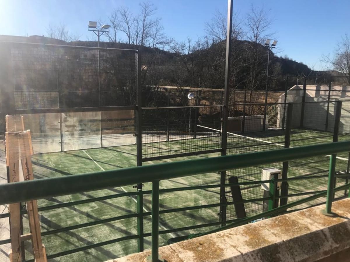Pista de Pádel Pública Municipal de Velilla de Cinca. - Padel a Velilla de Cinca