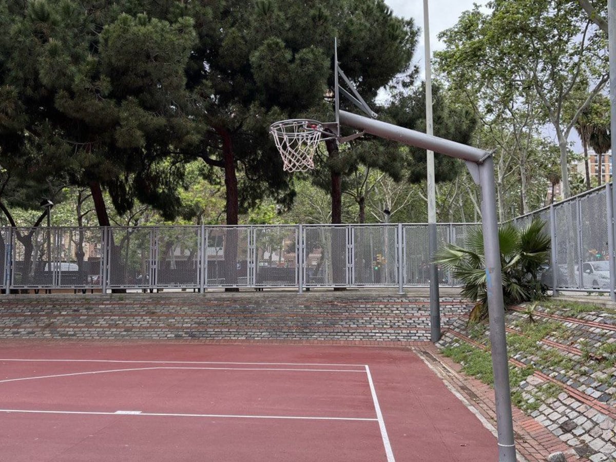 cancha de baloncesto - terrain de foot - Baloncesto en Empuriabrava