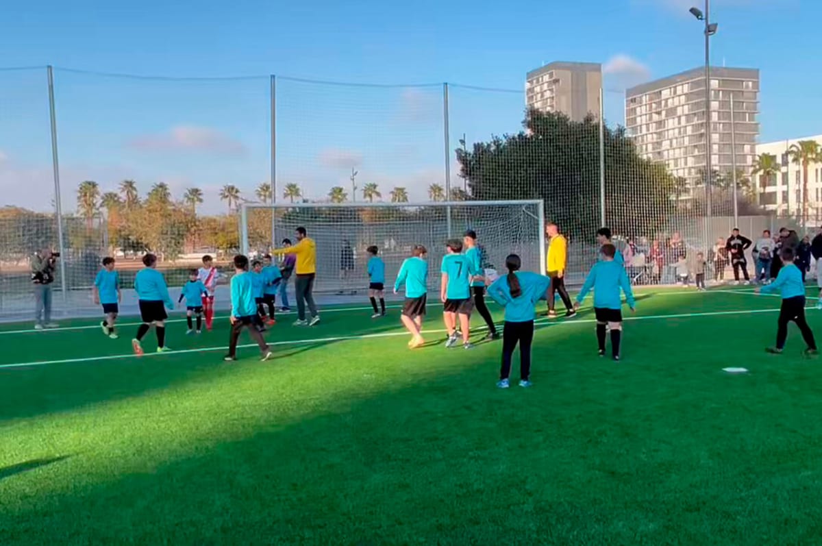 Campo De Futbol Municipal Boveda de Toro - Fútbol a La Bóveda de Toro