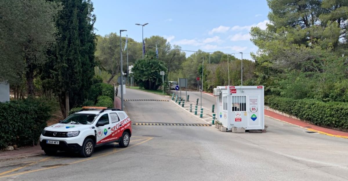 Centre Esportiu Vallpineda - Natacion in Sant Pere de Ribes
