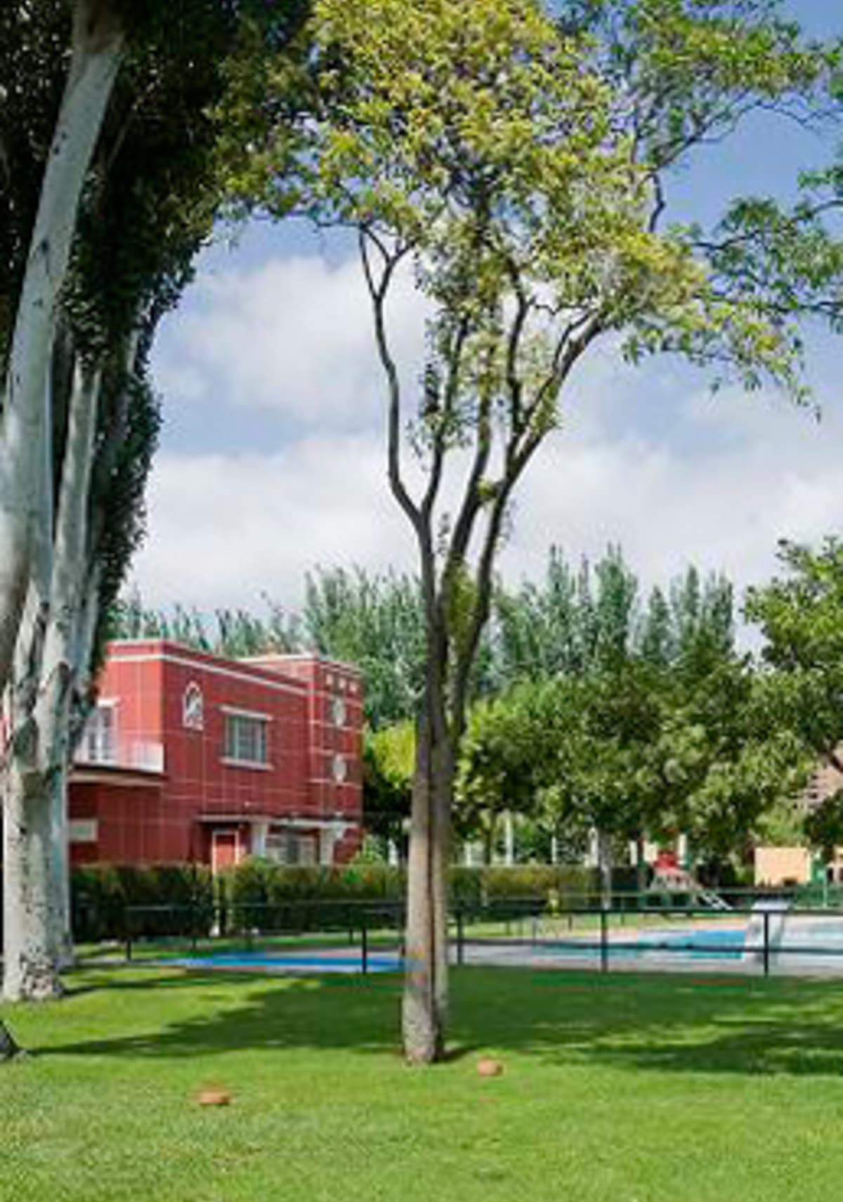 Gran Via Municipal Sports Centre - Tenis a Zaragoza