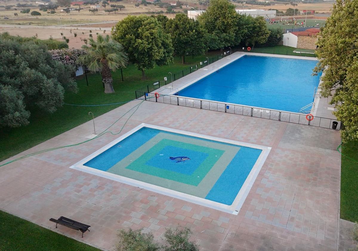 Piscina Municipal de Valverde de Leganés - Natacion a Valverde de Leganés