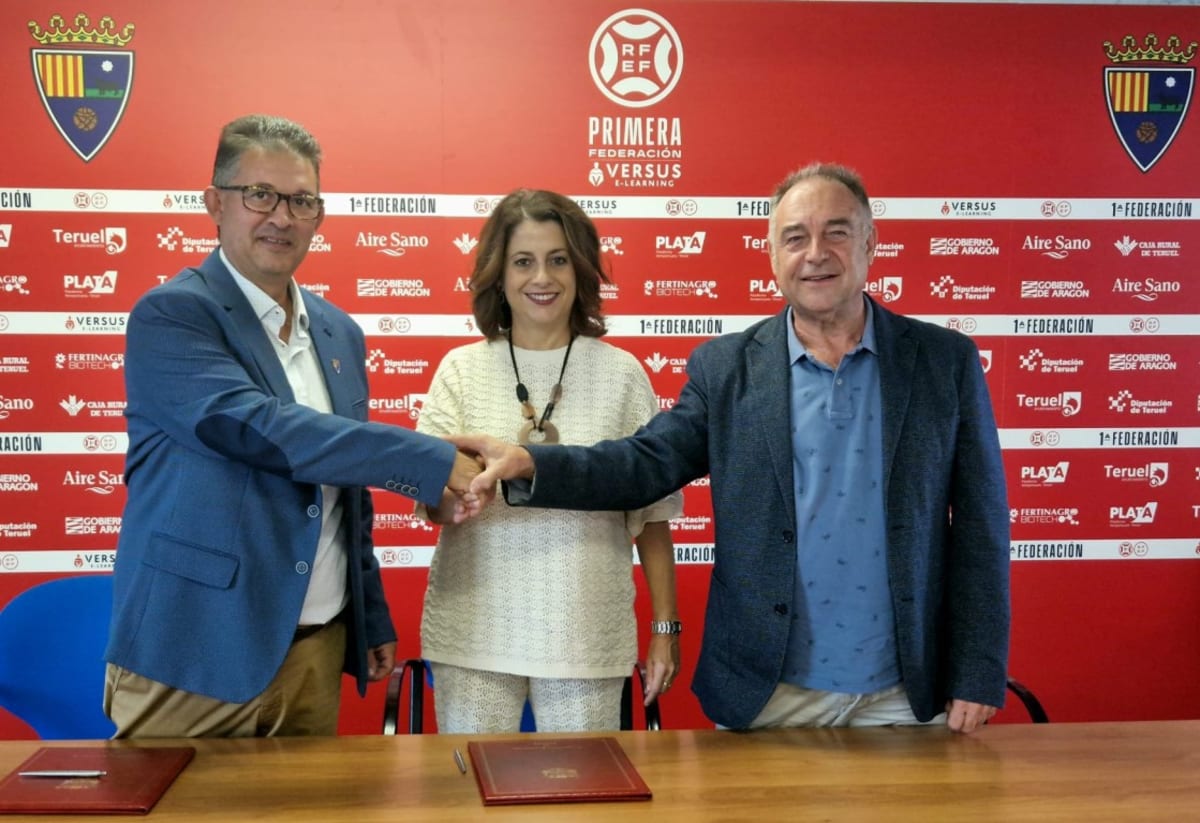 Servicio Municipal de Deportes. Ayuntamiento de Teruel - Baloncesto in Teruel