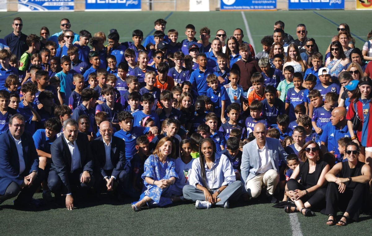 U. D. San José Salma Paralluelo - Fútbol in Zaragoza