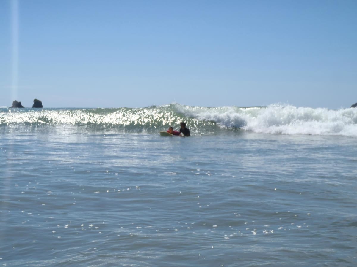 Tsunami Surf School - Surf a A dos Cunhados